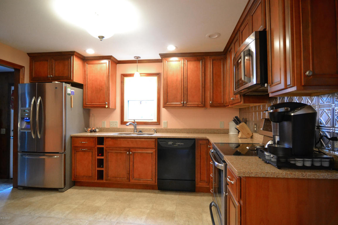 117 Patricia Ave, Dalton, MA 01226