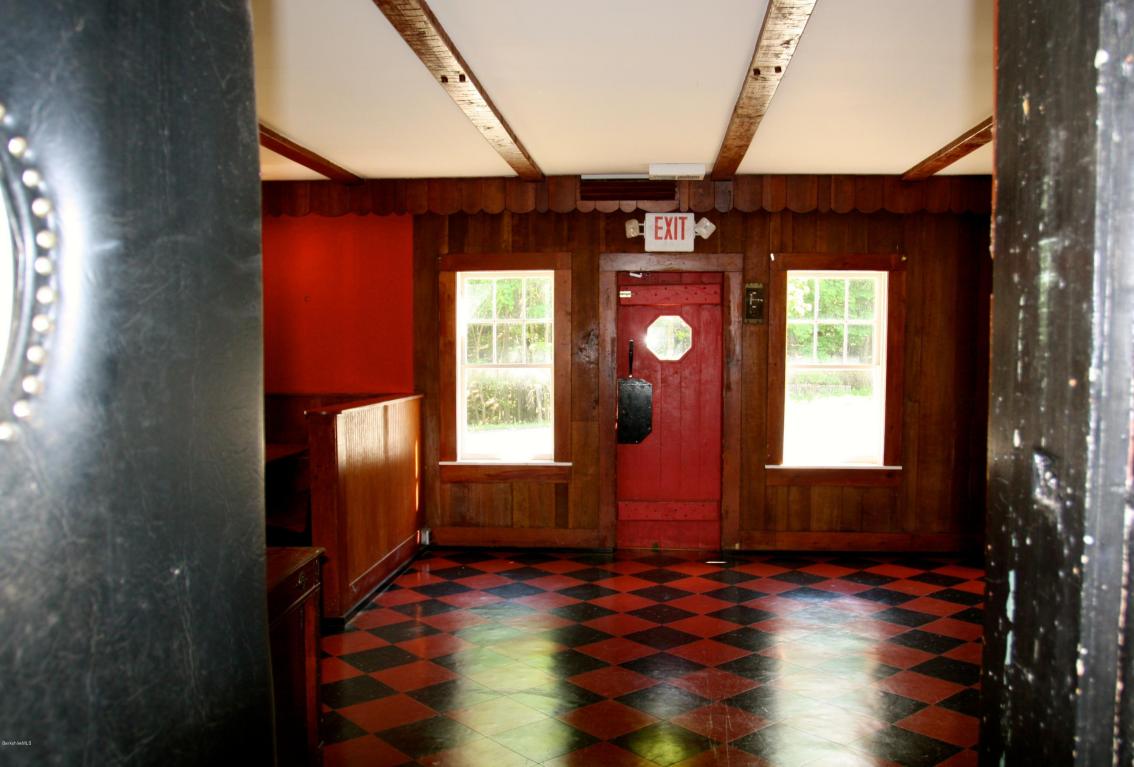 264 Hillsdale Rd, Egremont, MA 01230