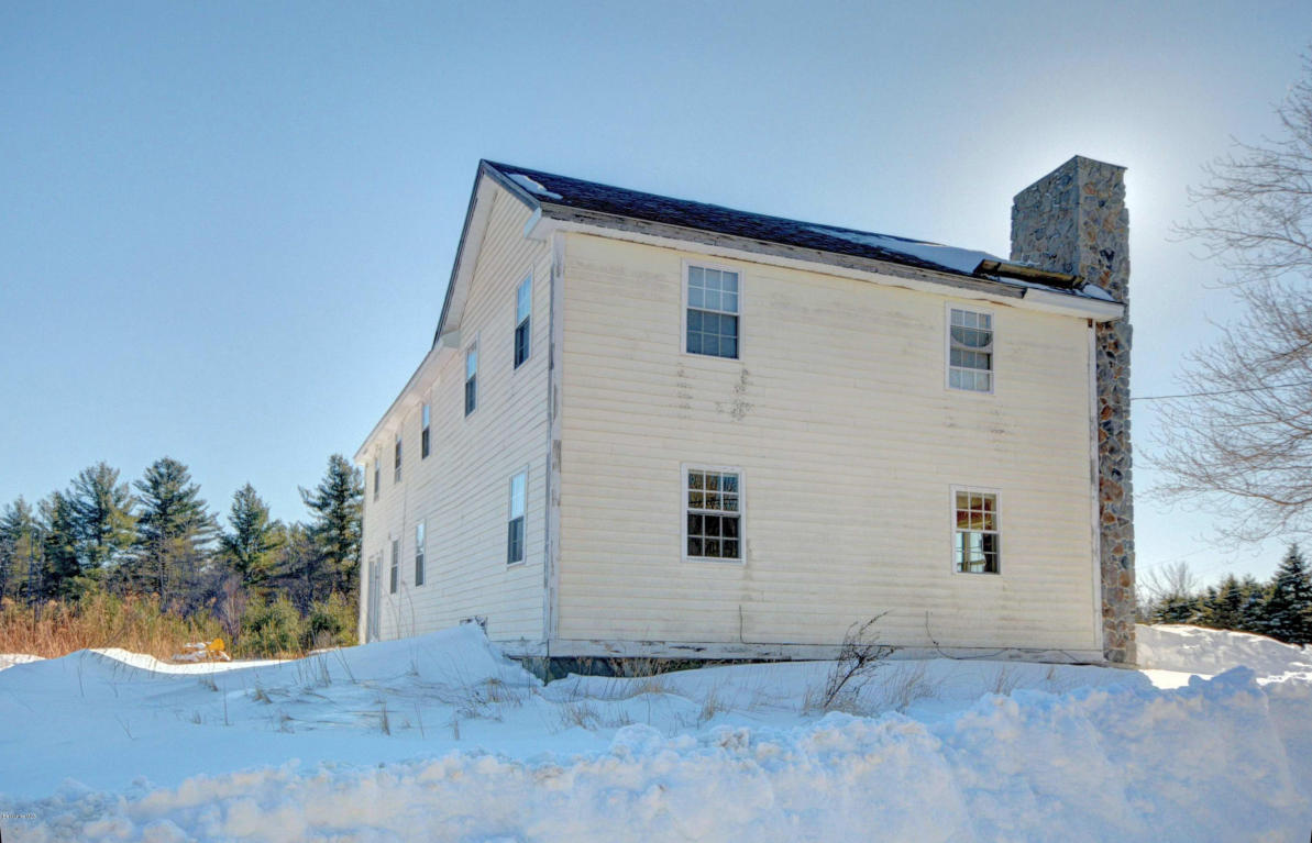 145 South Rd, Peru, MA 01235
