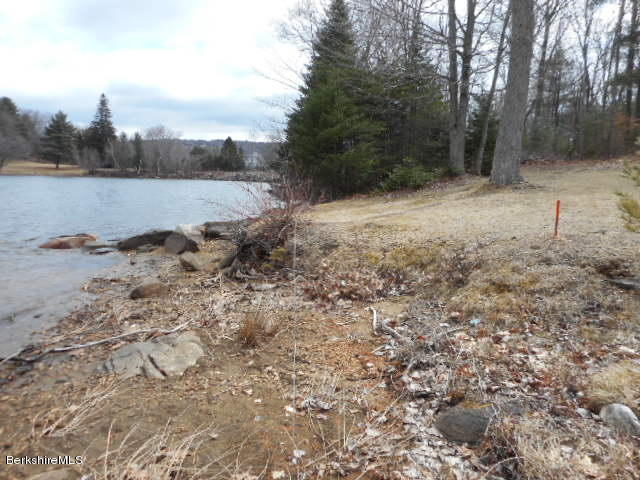 0 PERU Rd, Hinsdale, MA 01235