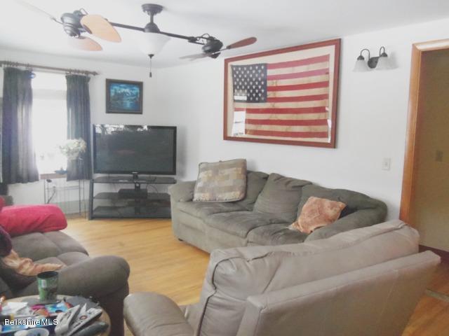 35 Quarry Rd, Lanesboro, MA 01237