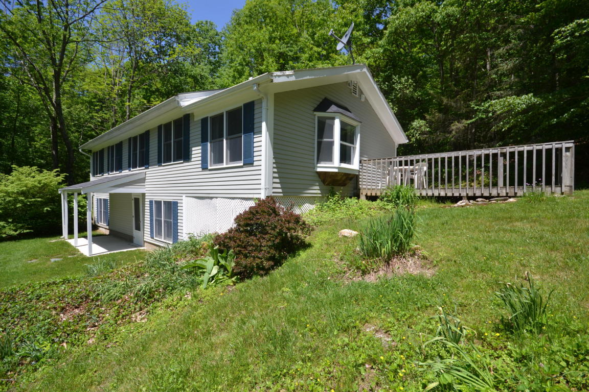 420 Brodie Mountain Rd, Hancock, MA 01237