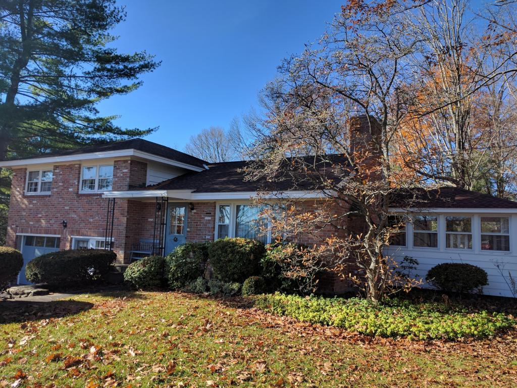 115 Davis St, Lee, MA 01238