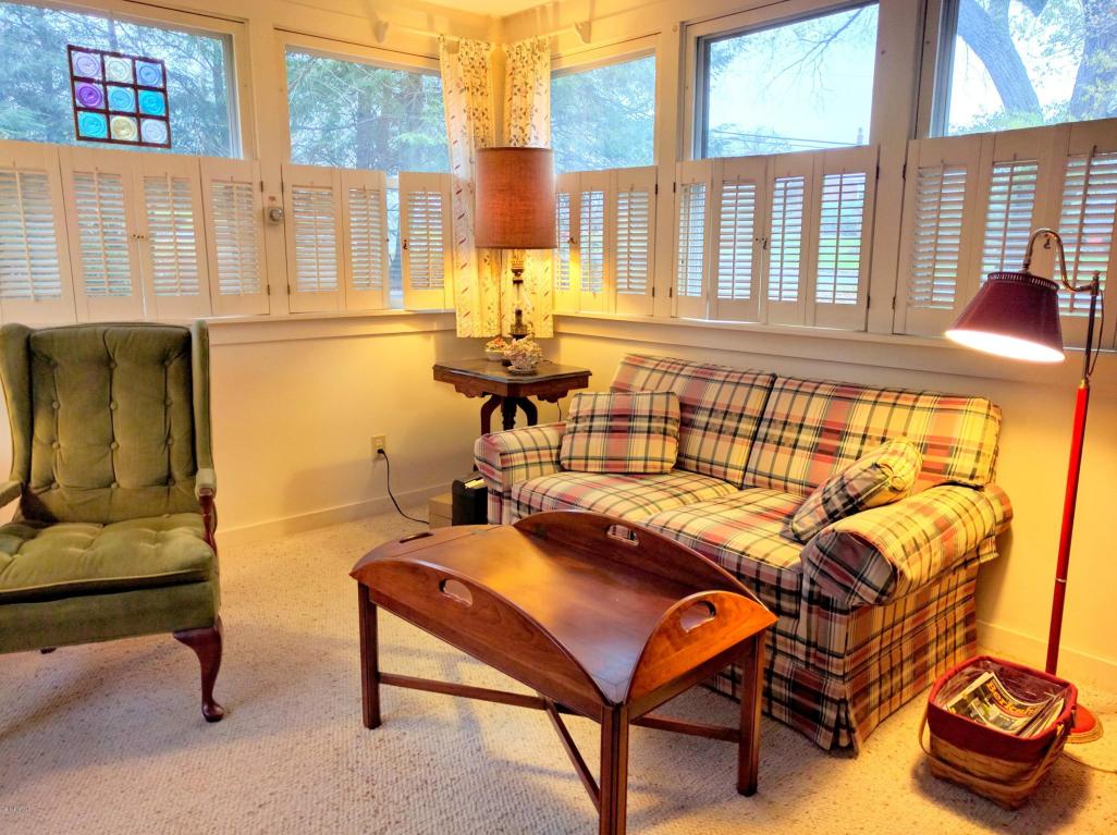 115 Davis St, Lee, MA 01238