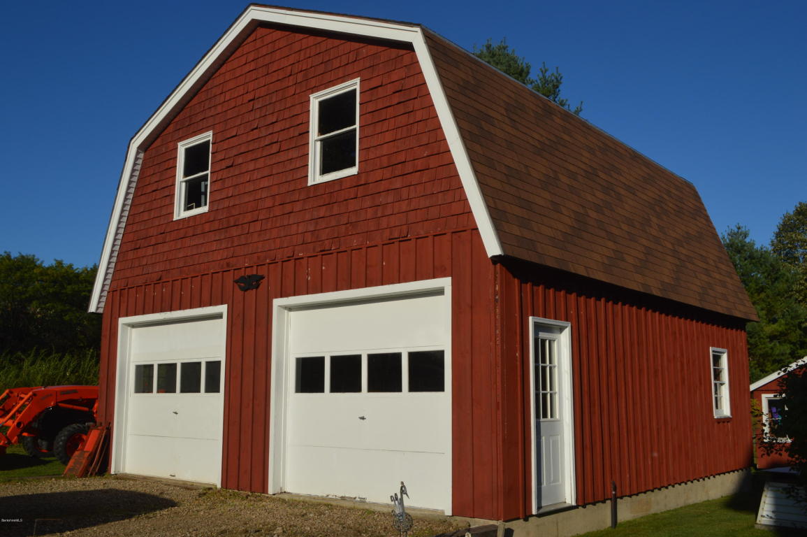 660 Marble St, Lee, MA 01238