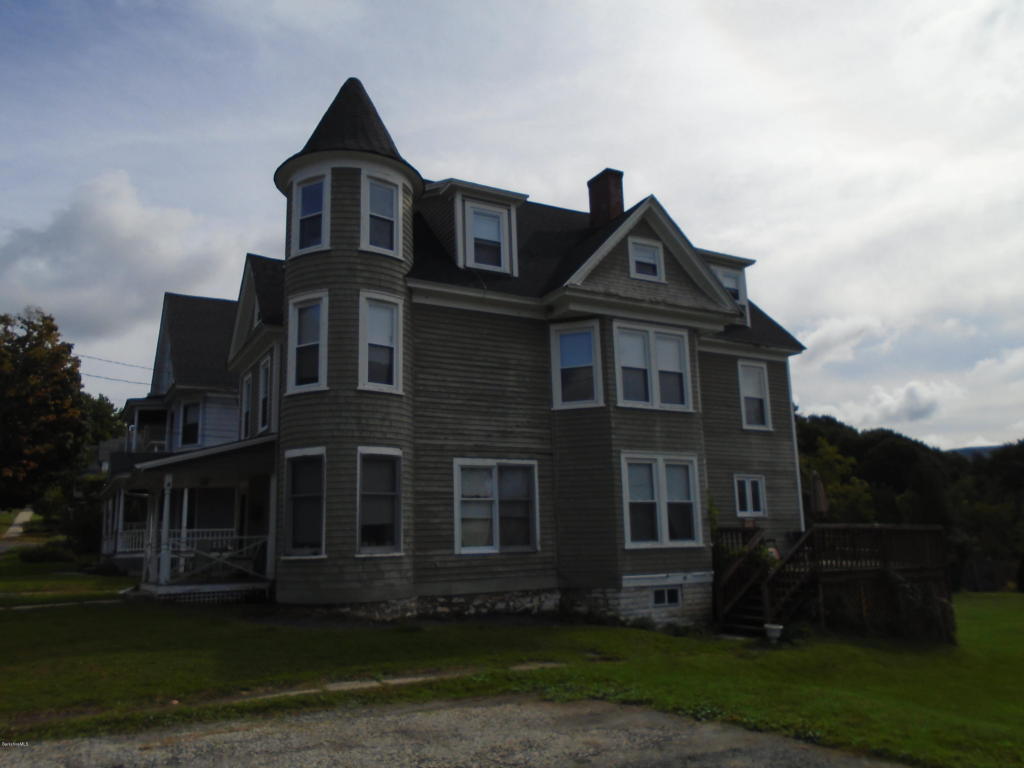 70 Franklin St, Lee, MA 01238