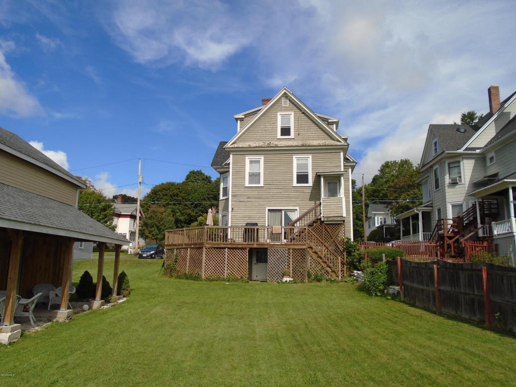 70 Franklin St, Lee, MA 01238