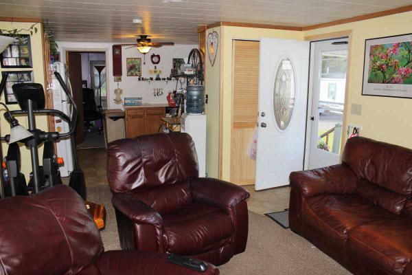 Lee Mobile Home Park 331 bradley st, lot 15Lee, MA 01238