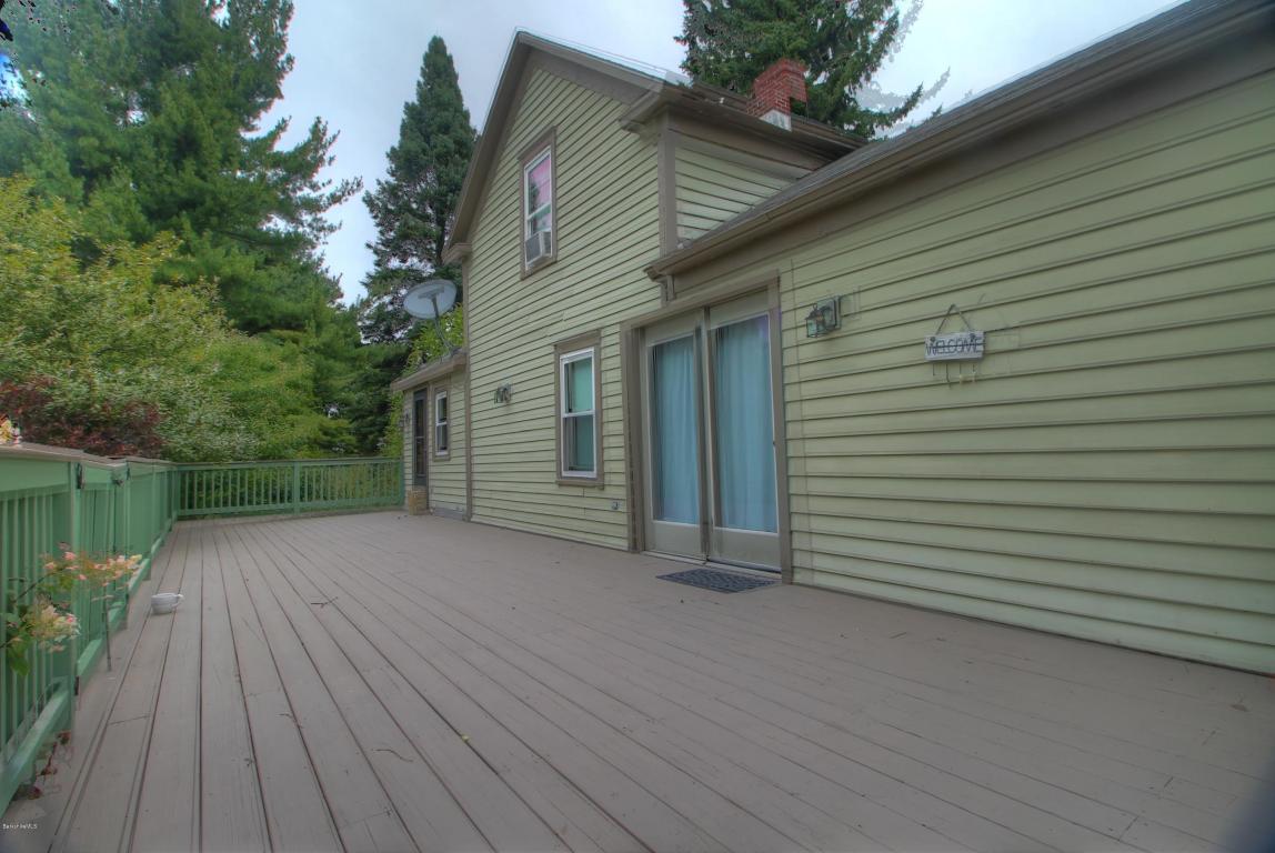 4 Lime Kiln Rd, Lenox, MA 01240