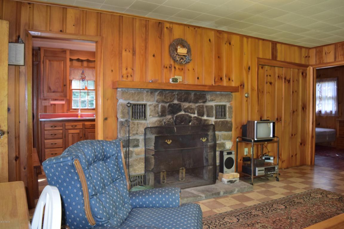 230 Beartown Mountain Rd, Monterey, MA 01245