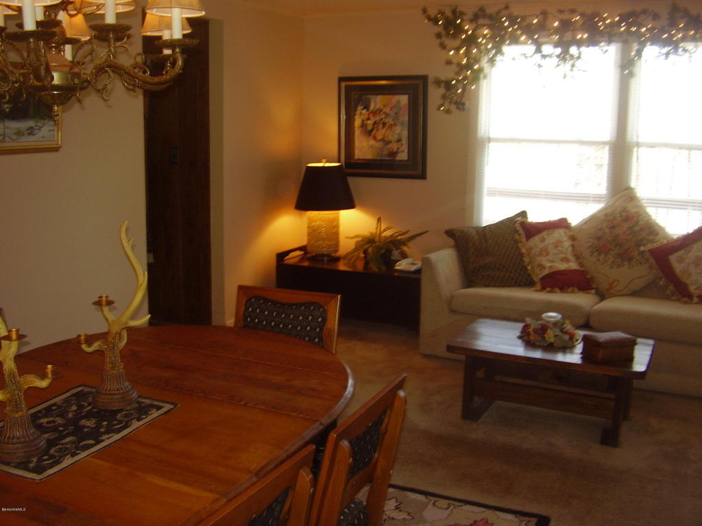 29 Second St, Egremont, MA 01252