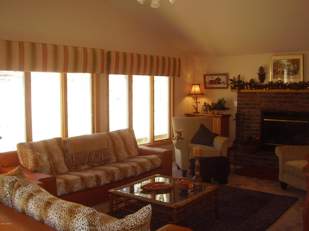 29 Second St, Egremont, MA 01252