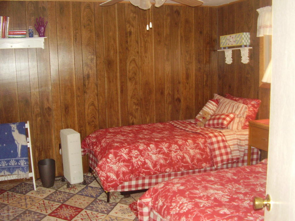 29 Second St, Egremont, MA 01252