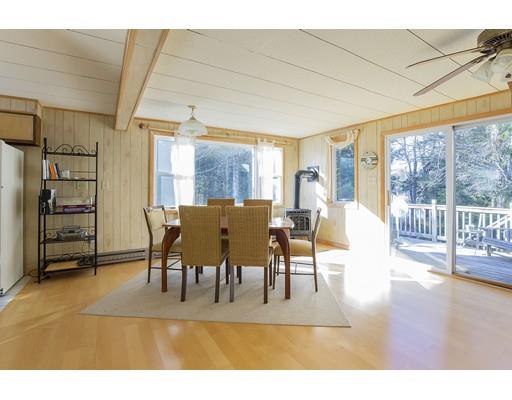 569 Long Bow Ln W, Becket, MA 01253