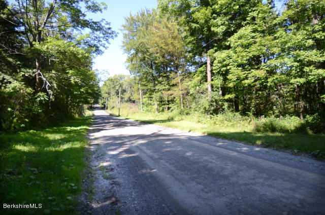 Dublin Rd, Richmond, MA 01254