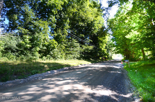 Dublin Rd, Richmond, MA 01254