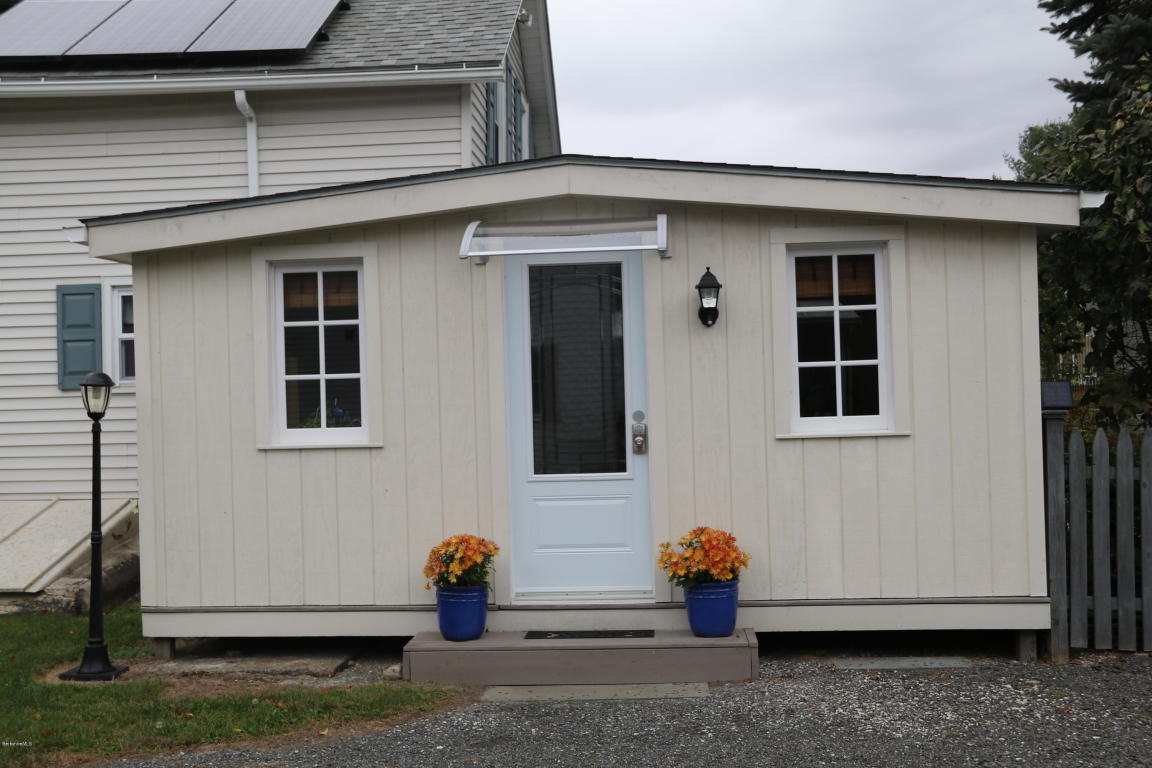 2801 State Rd, Richmond, MA 01254