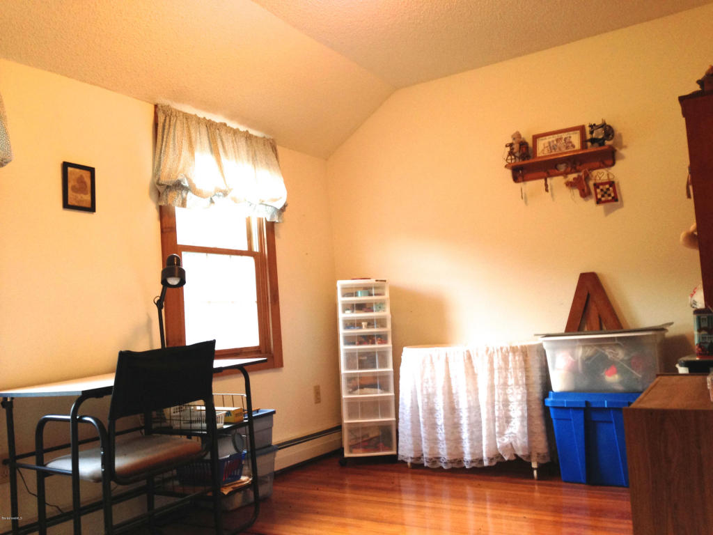 125 North Main St, Sandisfield, MA 01255