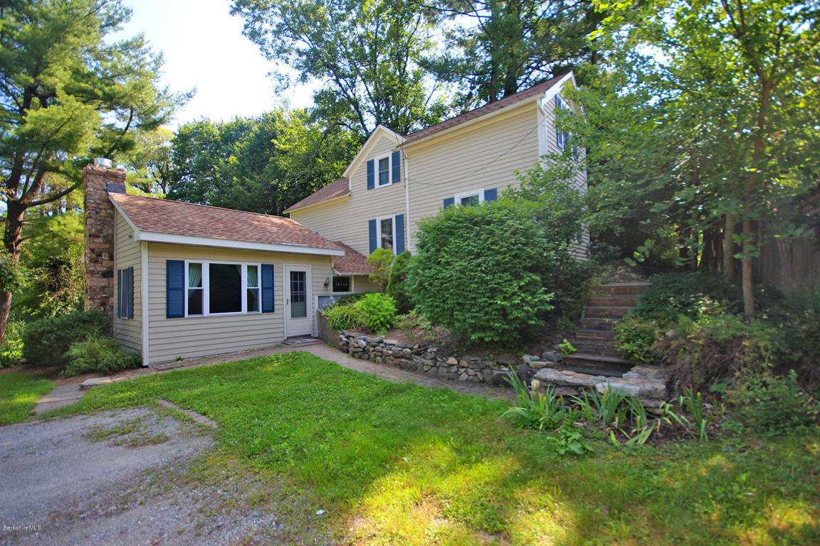 166 Berkshire School Rd, Sheffield, MA 01257