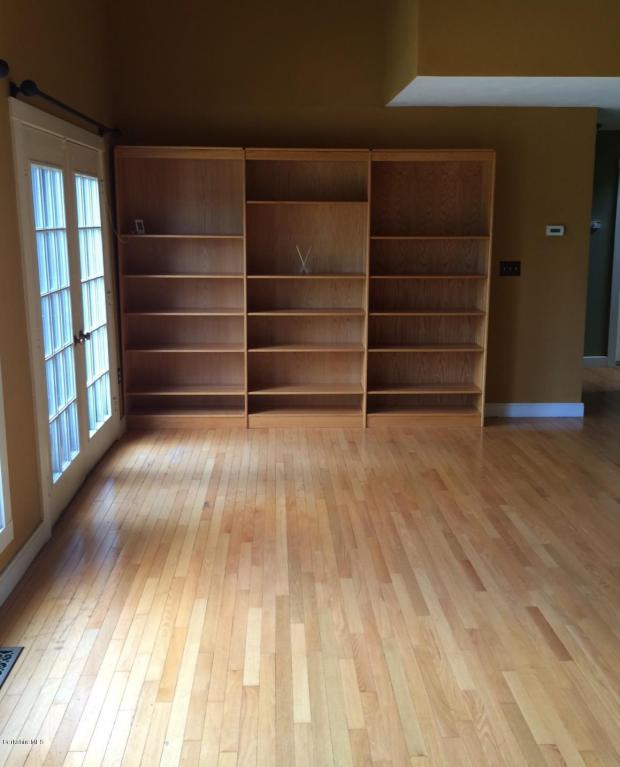 27 Thistle Path, Williamstown, MA 01267