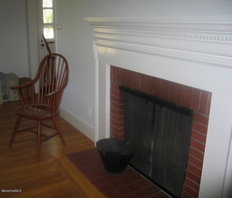 47 Stratton Rd, Williamstown, MA 01267