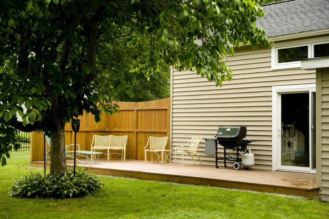 12 Manning St, Williamstown, MA 01267