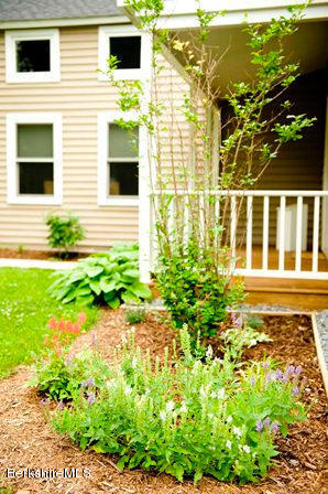 12 Manning St, Williamstown, MA 01267