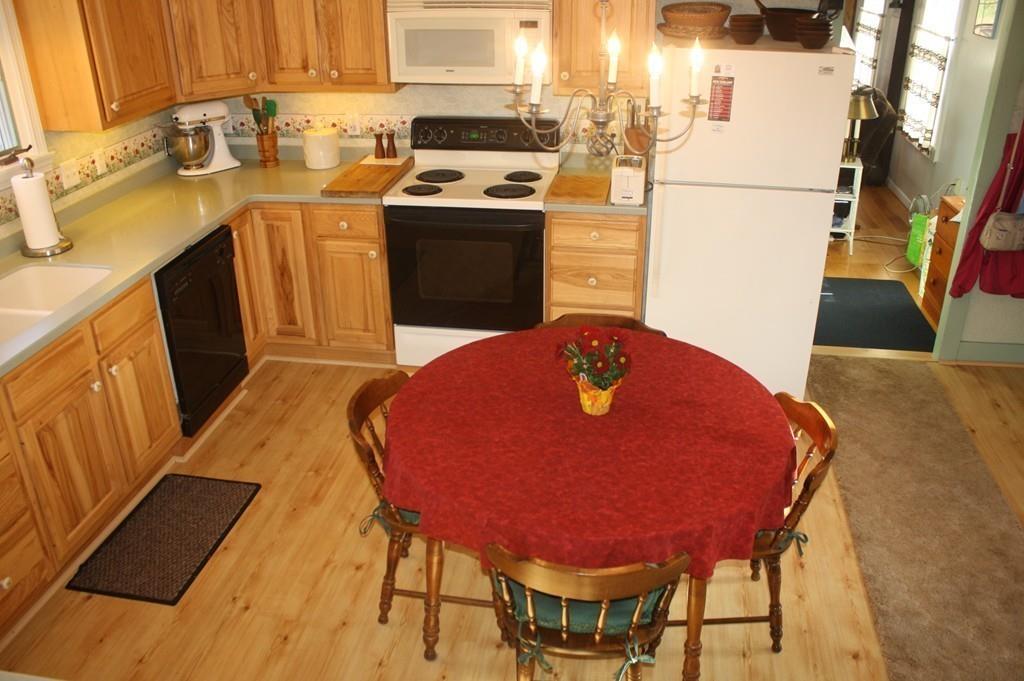 46Maple Street, Northfield, MA 01360