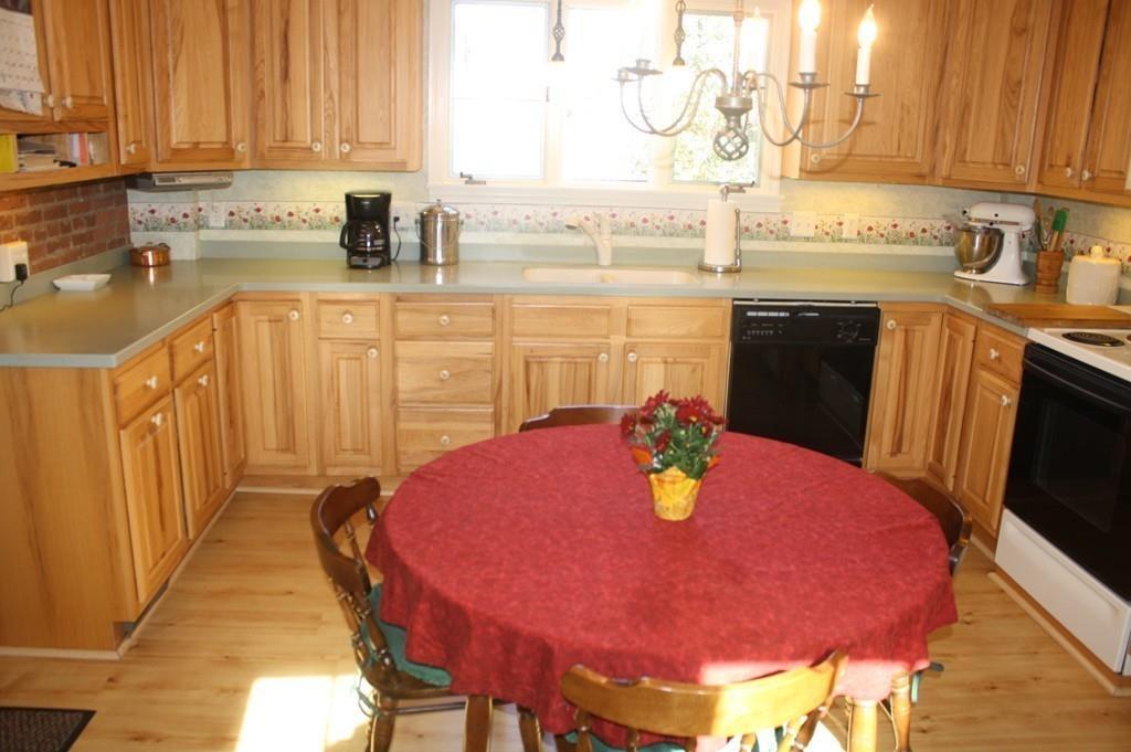46Maple Street, Northfield, MA 01360