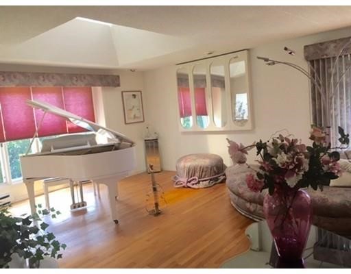 3 Linda Lane, Montague, MA 01376