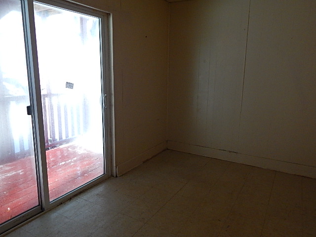17 Sand StGardner, MA, 01440Worcester County