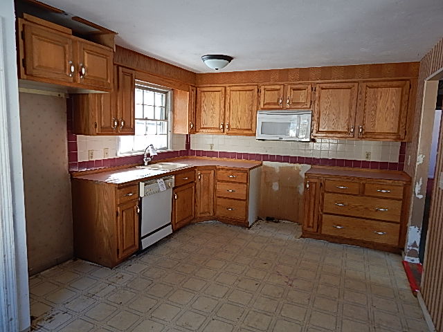 61 Norman StGardner, MA, 01440Worcester County