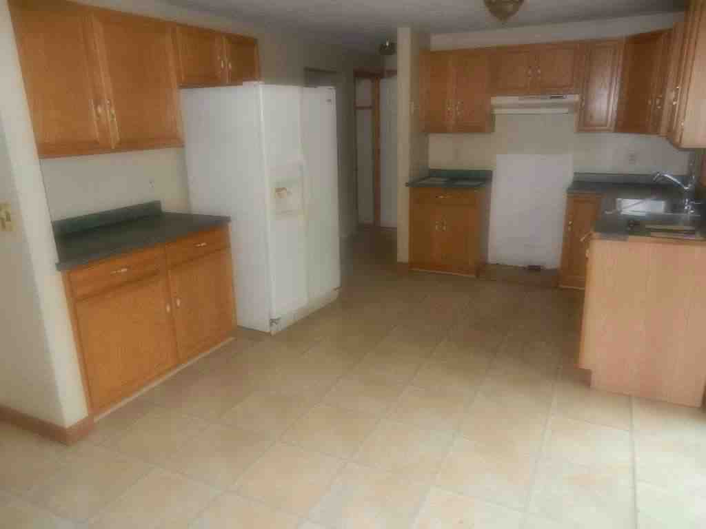 95 Pearly LnGardner, MA, 01440Worcester County