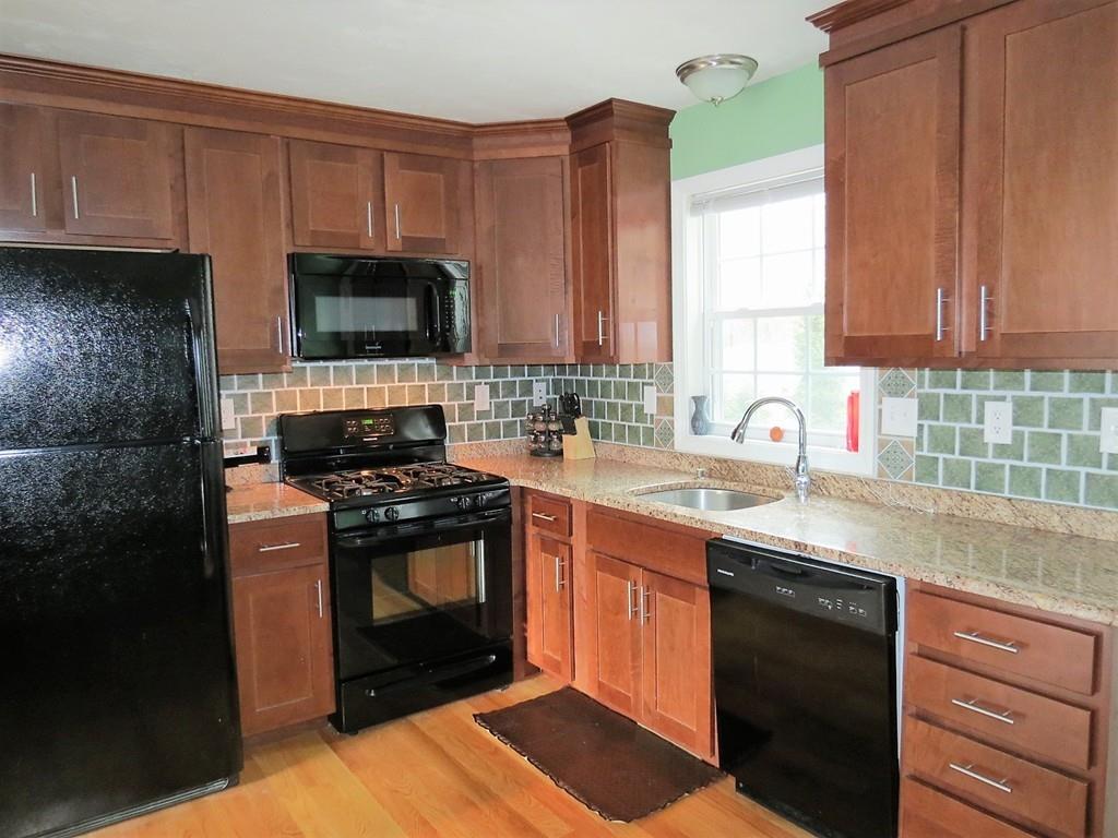 26 Bradley Dr, Groton, MA 01450