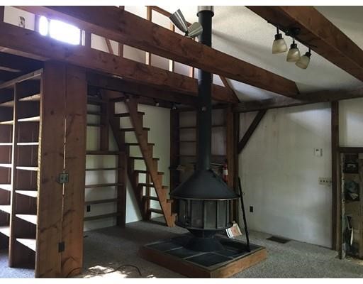 51 Hollis St, Groton, MA 01450