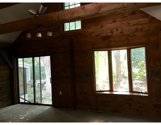 51 Hollis St, Groton, MA 01450