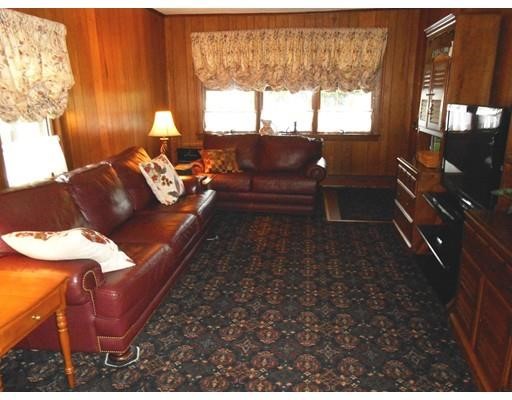 610 Merriam Ave, Leominster, MA 01453