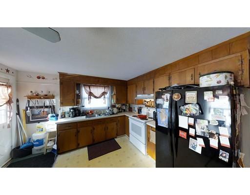 55 Mead St, Leominster, MA 01453