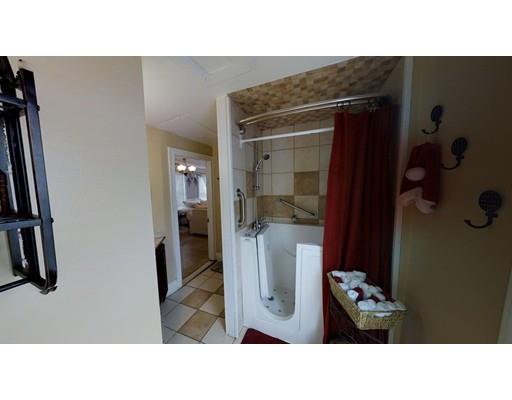 88 Granite St, Leominster, MA 01453