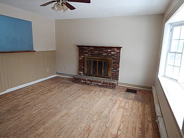 127 S Ashburnham RoWestminster, MA, 01473Worcester County