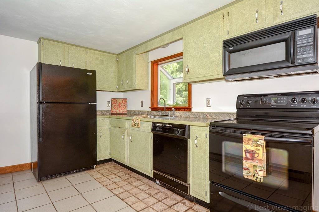 5Coachman Lane, Auburn, MA 01501