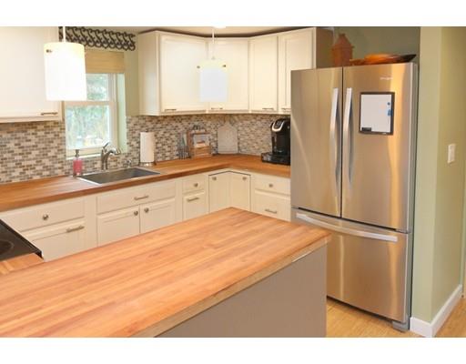 27 Blackstone Street, Blackstone, MA 01504