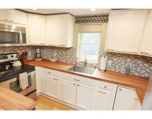 27 Blackstone Street, Blackstone, MA 01504