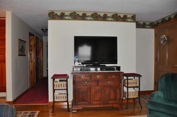 153 Blackstone St, Blackstone, MA 01504