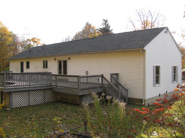 143 Rice Corner RdBrookfield, MA, 01506Worcester County
