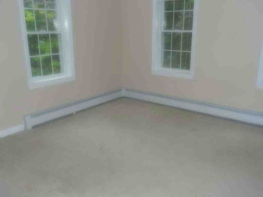 28 Old Worcester RdCharlton, MA, 01507Worcester County