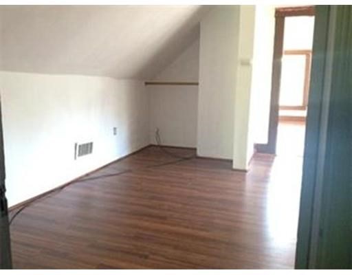38 West St, Clinton, MA 01510