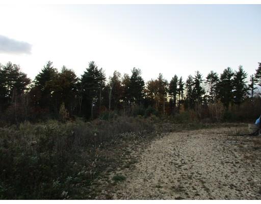 632 Howe St, East Brookfield, MA 01515