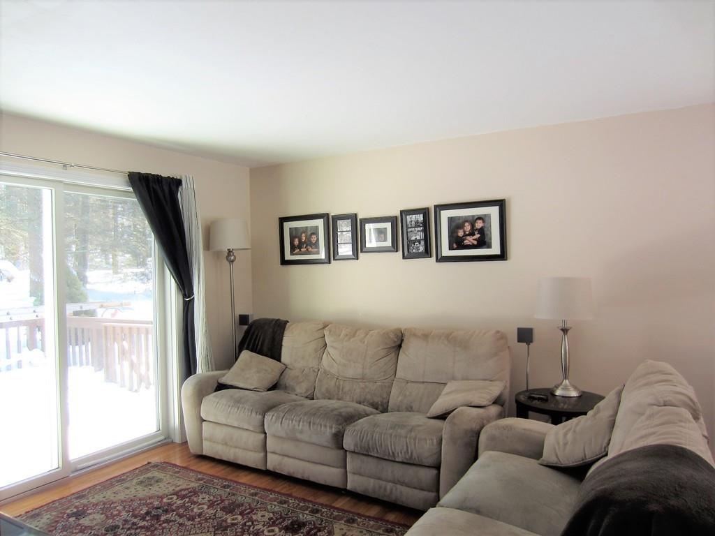 132Nw Main St, Douglas, MA 01516