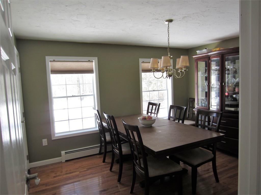 132Nw Main St, Douglas, MA 01516